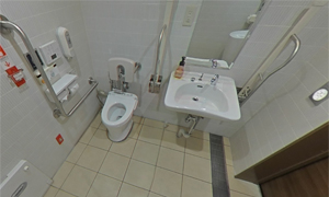 多目的トイレ
